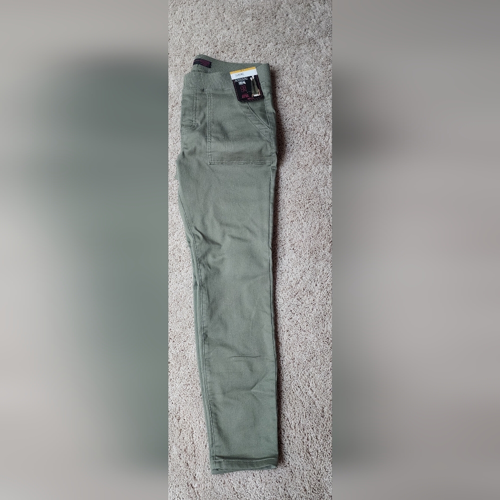 No Boundaries Olive High-Rise Jeggings